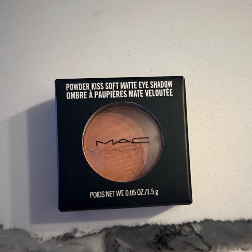 Mac eyeshadow  - Picture 2 of 3